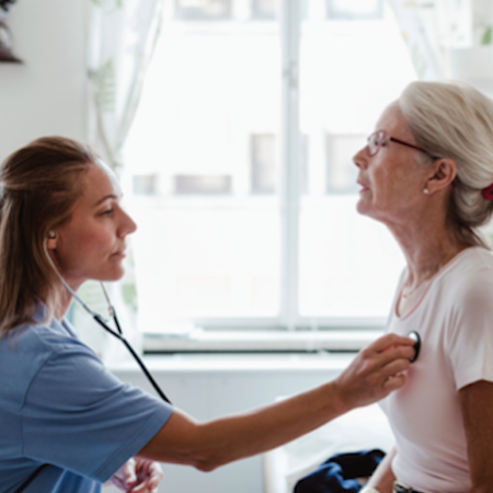 Paciente con enfermedad cardiovascular y proveedor de atención médica